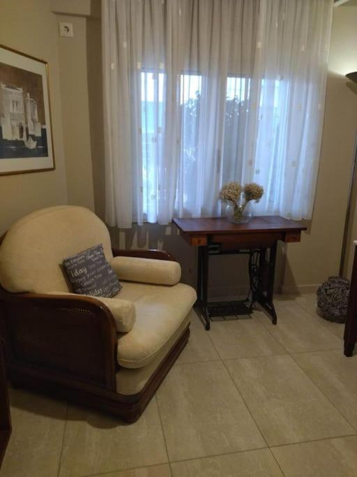 Kalamata Beach Maizonette Ground Floor And Semi-Basement With Yard Exteriér fotografie